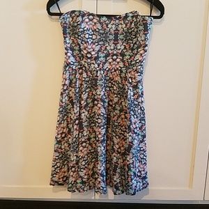 WAYF short strapless floral dress